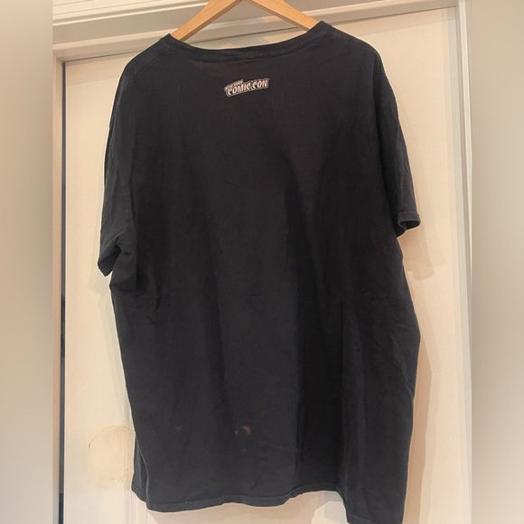 ⭐️ 2018 NYCC Graphic Tee in Black - Picture 5 of 5